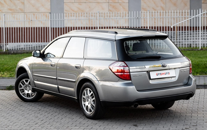 Subaru Outback cena 29900 przebieg: 183000, rok produkcji 2007 z Radom małe 704